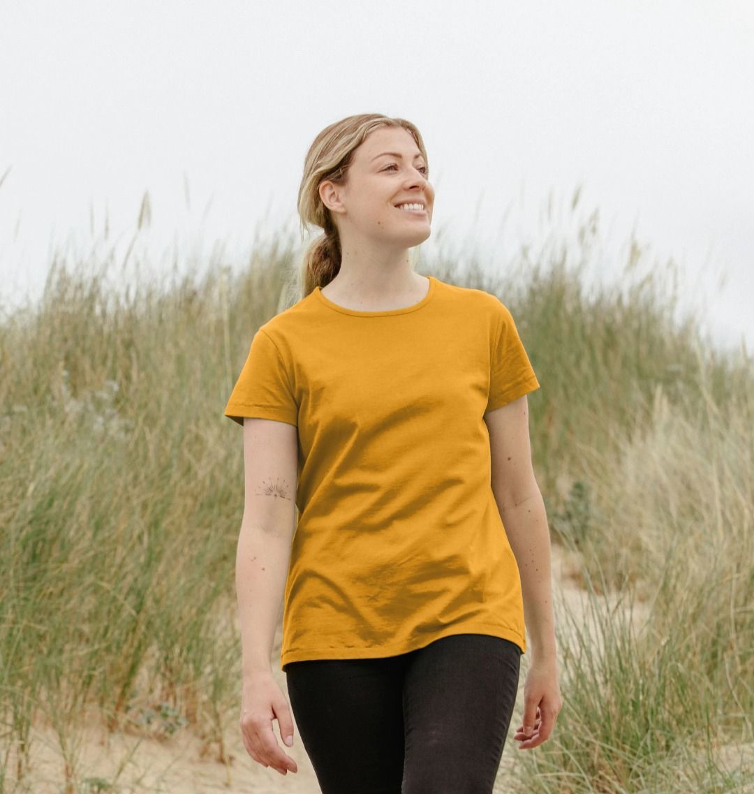🇬🇧 Empty Canvas - Women's Organic Crew Neck T-shirt (Light)