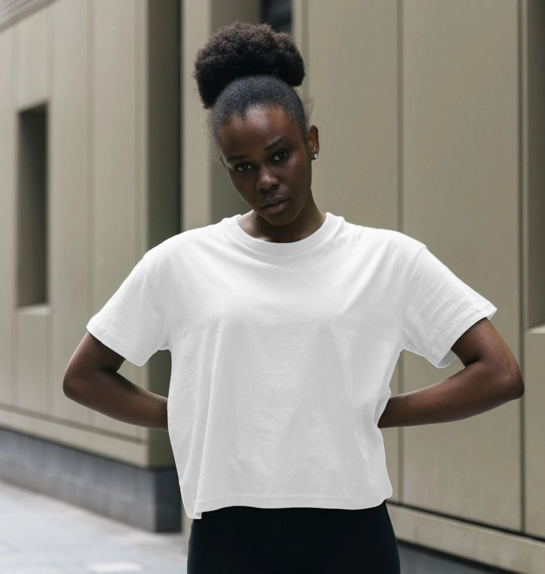 🇬🇧 Empty Canvas - Women's Organic Boxy Tee